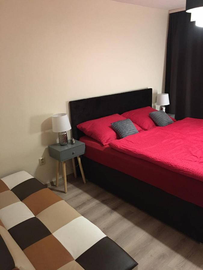 Apartman Monya Turčianske Teplice Exterior foto
