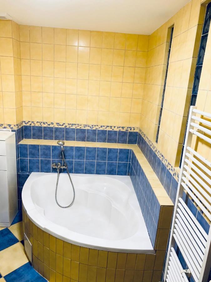 Apartman Monya Turčianske Teplice Exterior foto