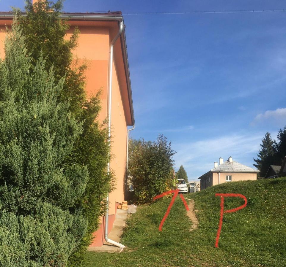 Apartman Monya Turčianske Teplice Exterior foto